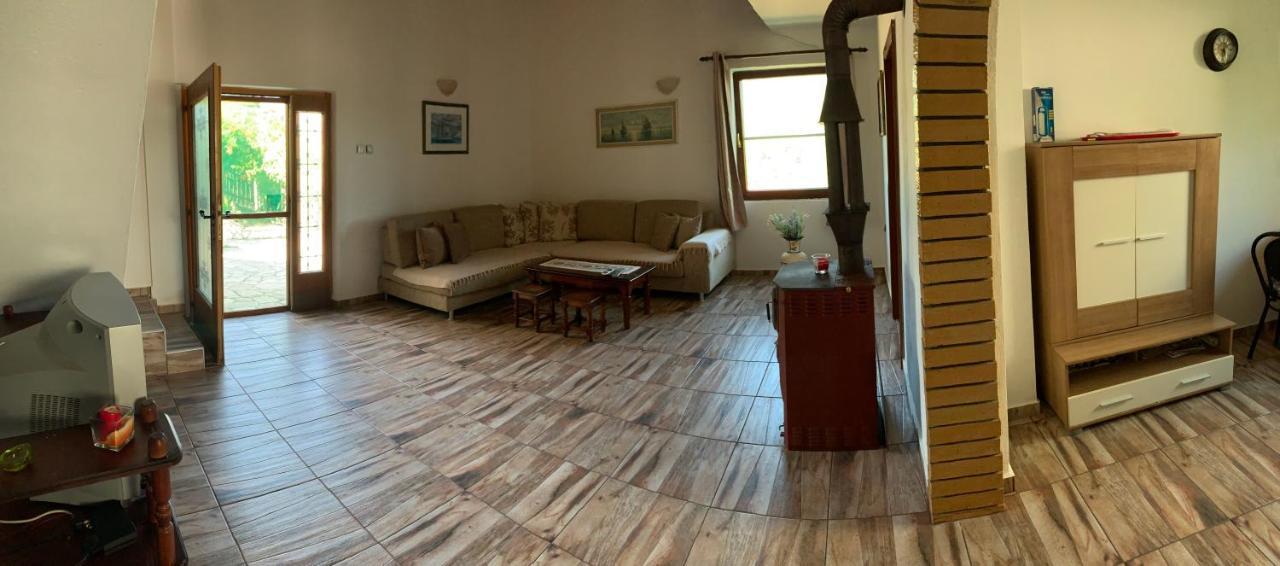 Holiday Home Bratica Ülgün Dış mekan fotoğraf