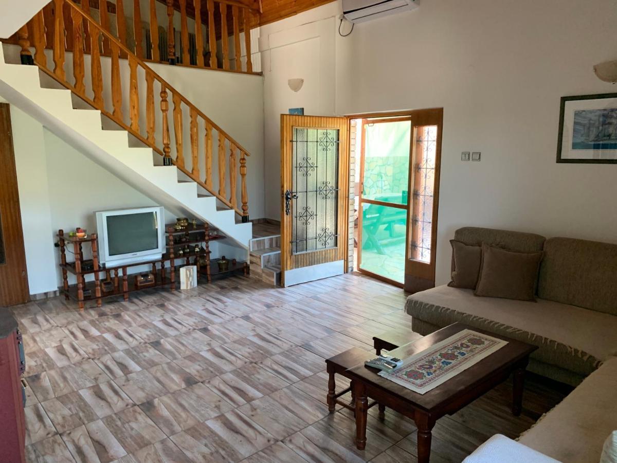 Holiday Home Bratica Ülgün Dış mekan fotoğraf